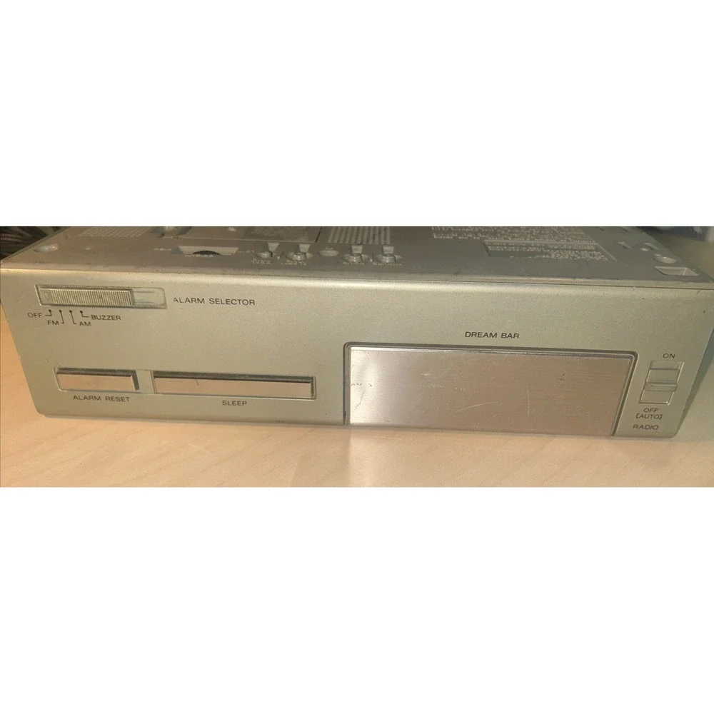 Vintage Sony Dream Machine ICF-C20W FM/AM Digital Clock Radio